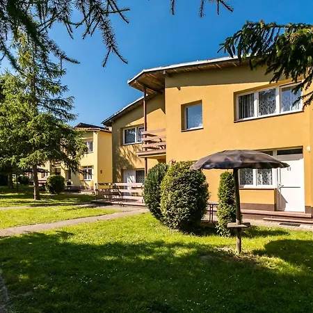 Pod Modrzewiem Village de vacances