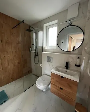 홀리데이파크 Pod Modrzewiem *