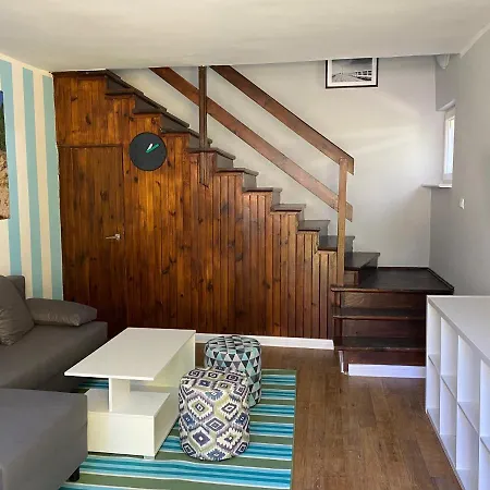 Pod Modrzewiem * Устроне-Морске