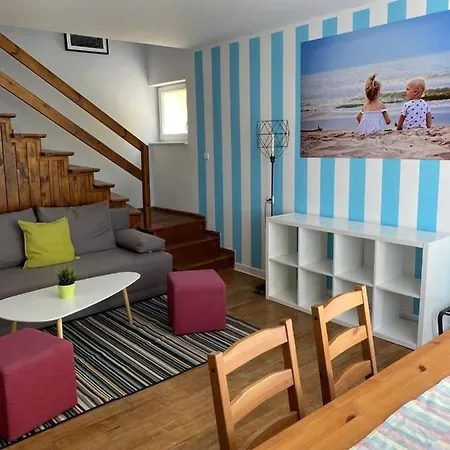 홀리데이파크 Pod Modrzewiem *